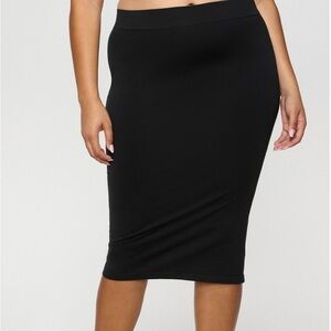 2X Black Yitty Skirt